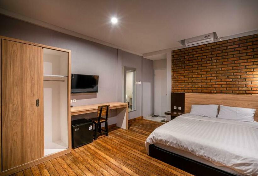 Quarto Estandar Vista Mar, Lushy Hostel Canggu