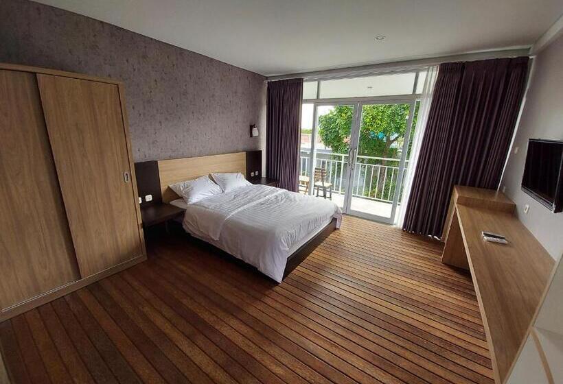 Quarto Deluxe, Lushy Hostel Canggu