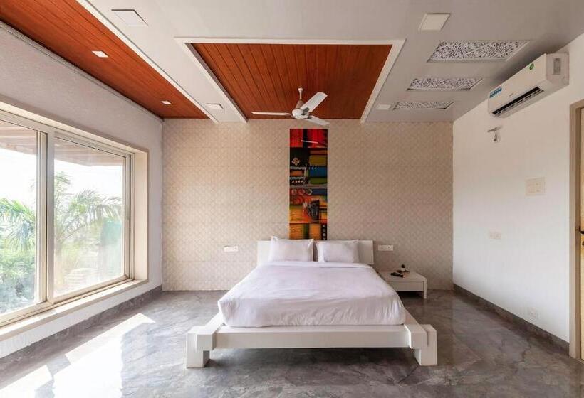 Вилла 1 Спальня, Ayurkutir Villa By Stayvista   Pool, Gym, And Snooker Table For Your Ultimate Relaxation And Enterta