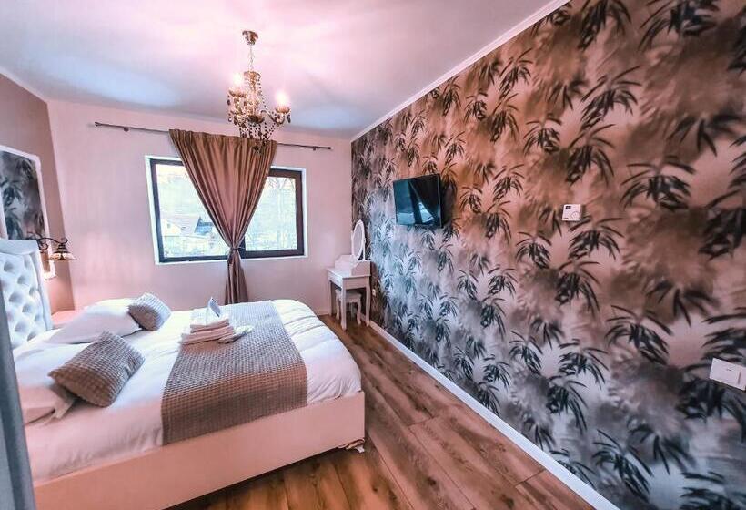 带大床的豪华间, Transylvania Mountain View Cdi
