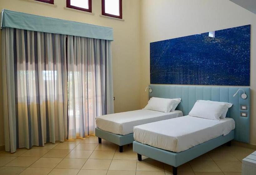 Полулюкс, Toscana Sport Resort