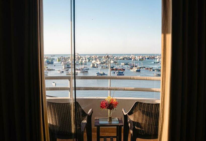 스탠다드 룸 킹사이즈 침대, Marina Del Bay