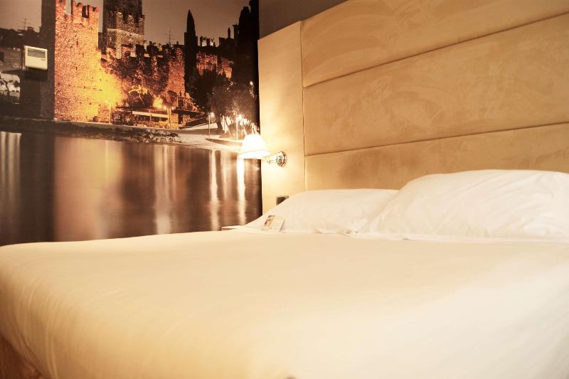 اتاق استاندارد سه نفره, Best Western Plus Hotel Expo