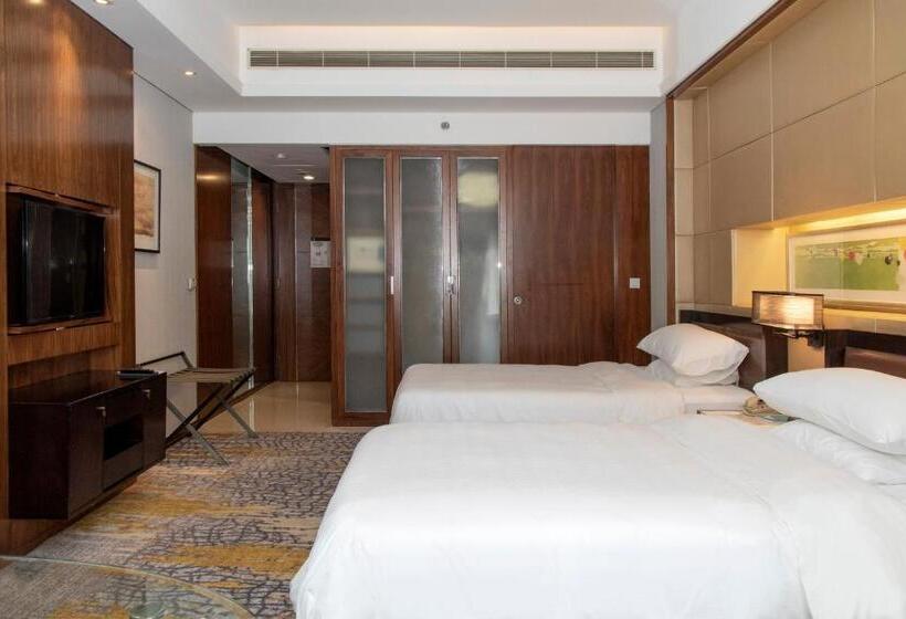 اتاق سوپریور, Sheraton Grand Shanghai Pudong Hotel & Residences