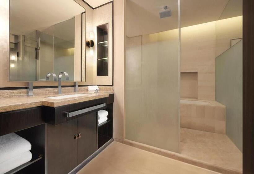اتاق اجرایی, Sheraton Grand Shanghai Pudong Hotel & Residences