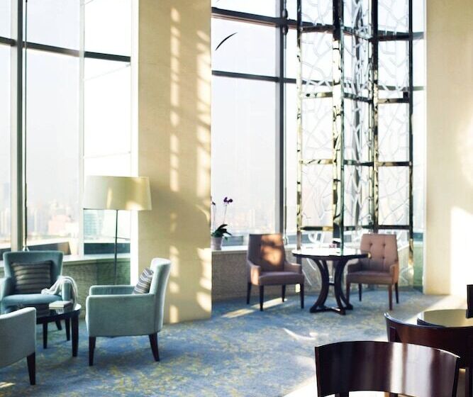 اتاق اجرایی, Sheraton Grand Shanghai Pudong Hotel & Residences
