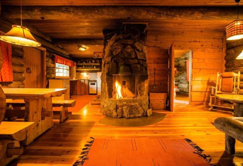 샬레, Kakslauttanen Arctic Resort   Igloos And Chalets