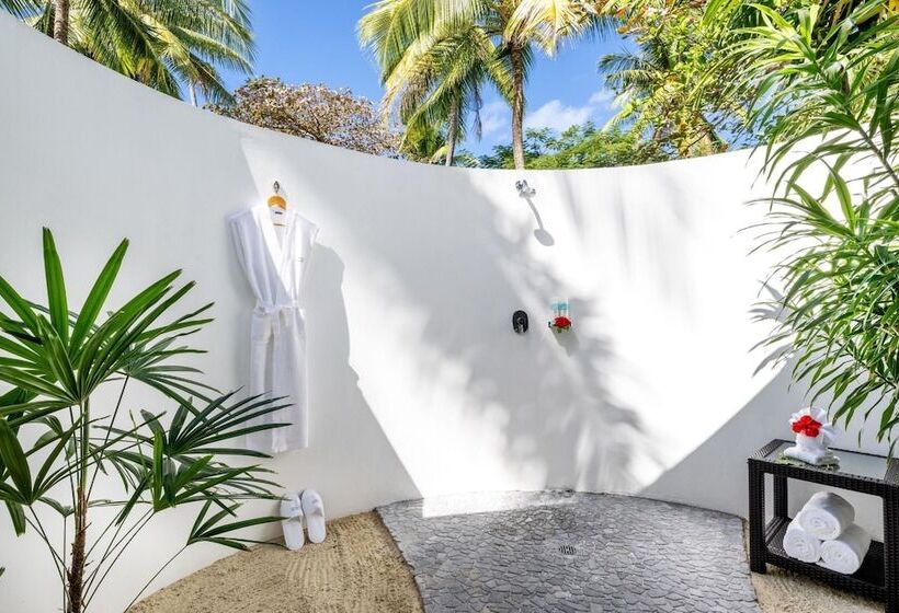 스탠다드 방갈로, Lomani Island Resort – Adults Only