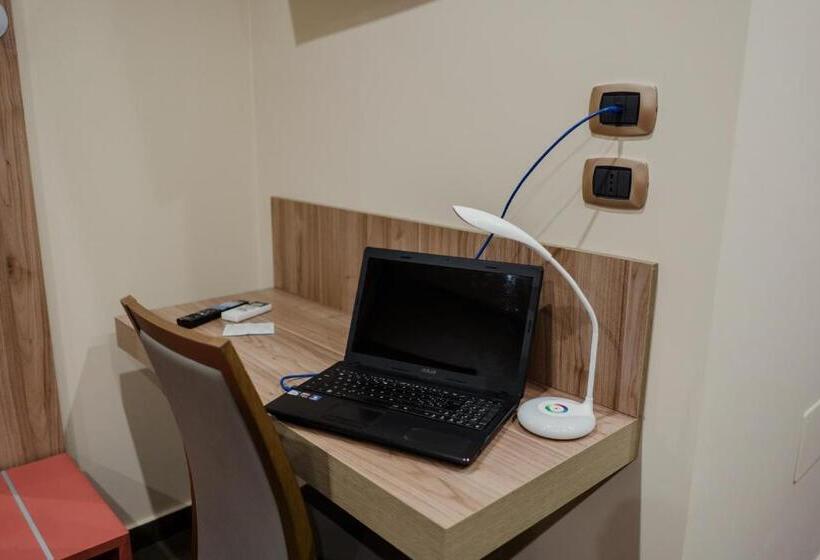 Номер Стандарт Трехместный, Miryam House Affittacamere Suite E Relax