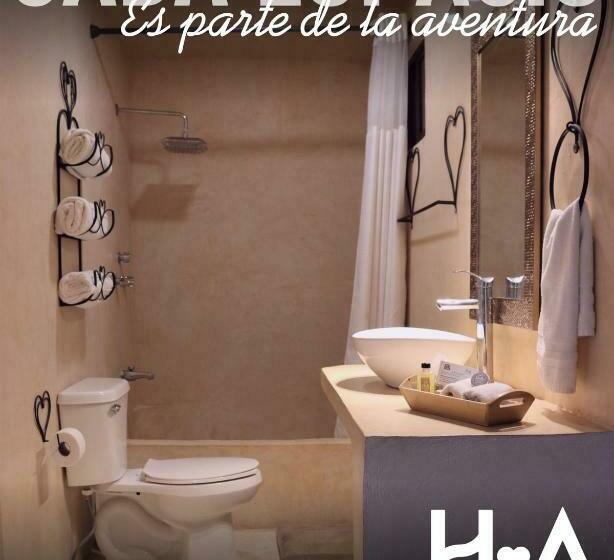 Номер Стандарт Вид на Бассейн, Amor Progreso
