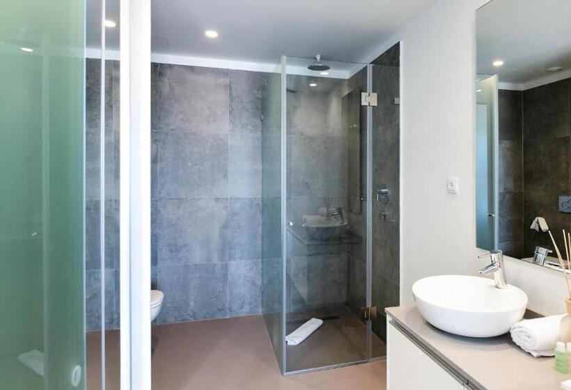 استودیوی استاندارد, Oscar Concept Apartments