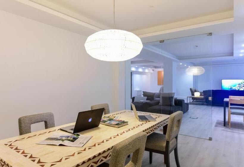 استودیوی استاندارد, Oscar Concept Apartments
