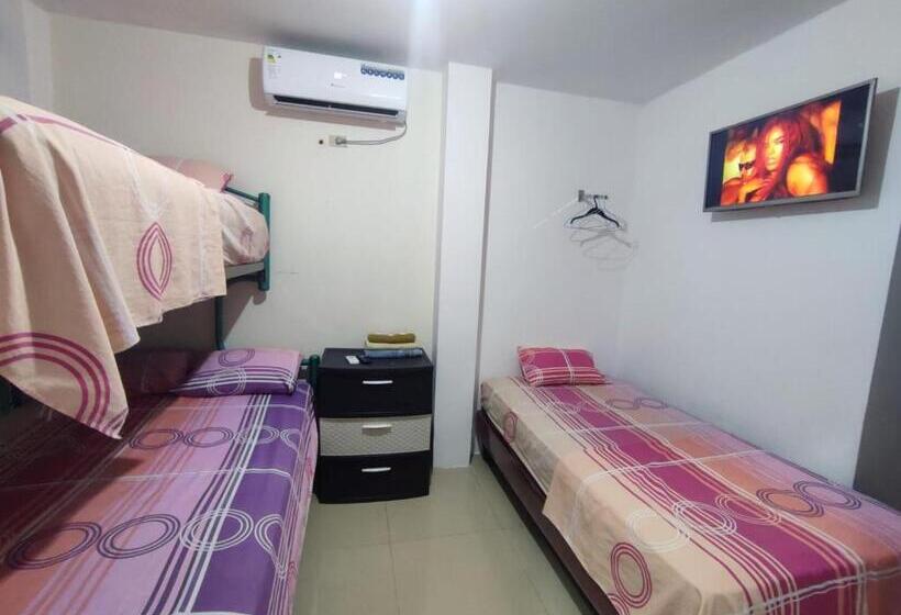 Семейный Номер, Hostal Venecia Tu Casa En Manta