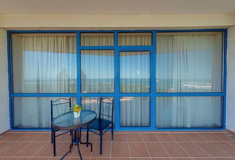 Quarto Standard Vista Mar Lateral com Sacada, Elena Hotel And Wellness   All Inclusive