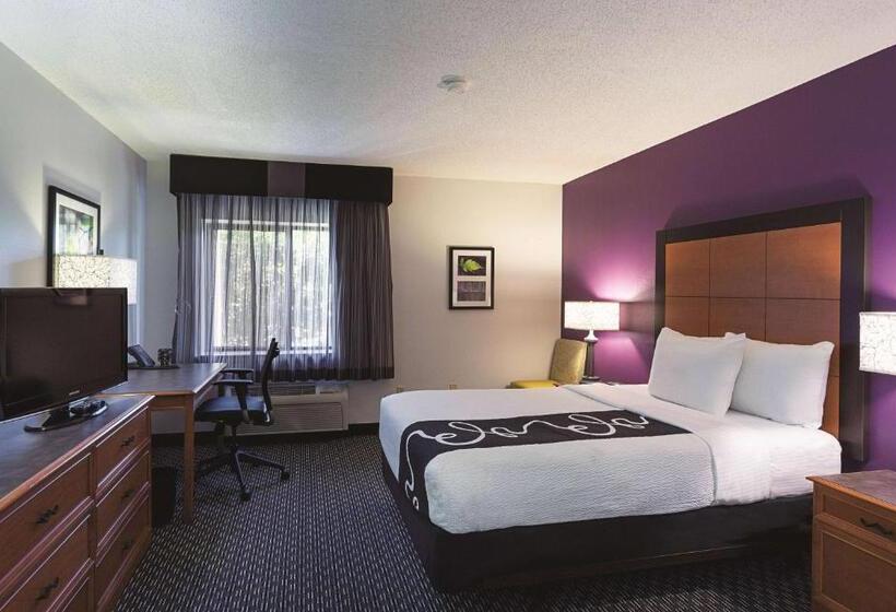 장애인을 위한 스탠다드 룸, La Quinta By Wyndham Baton Rouge Siegen Lane
