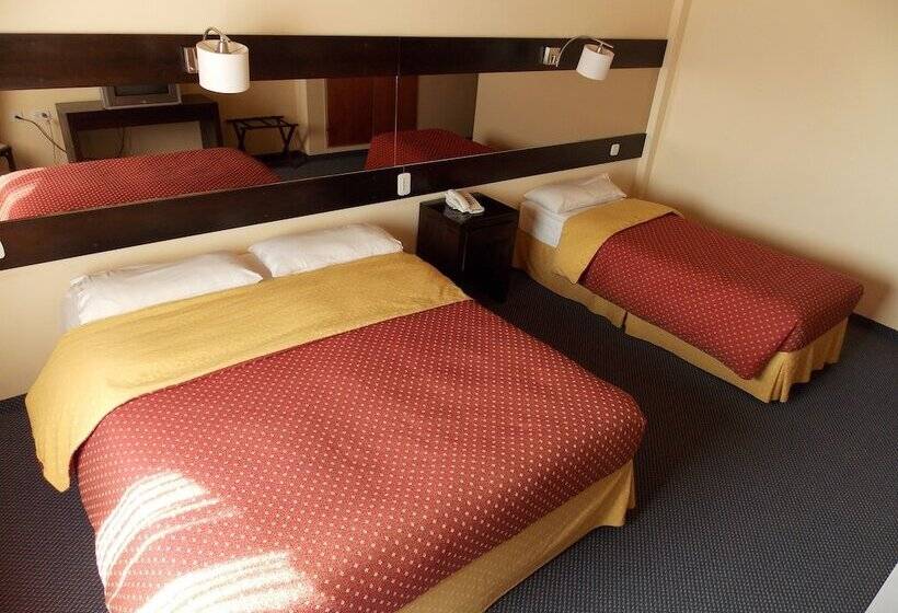 Номер Стандарт Трехместный, Marcopolo Suites Calafate