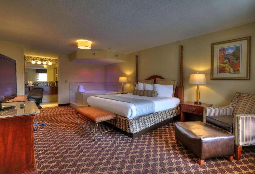 带按摩浴盆的套房, Quality Inn Near The Island Pigeon Forge