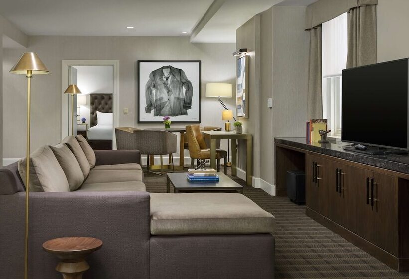 Люкс с Террасой, Hilton Boston Park Plaza