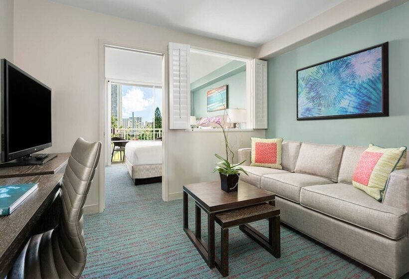 스위트, Courtyard By Marriott Waikiki Beach