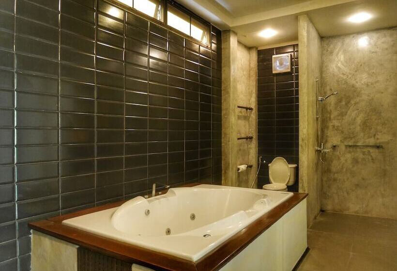 バスタブ付きデラックスルーム, Sukantara Cascade Resort And Spa