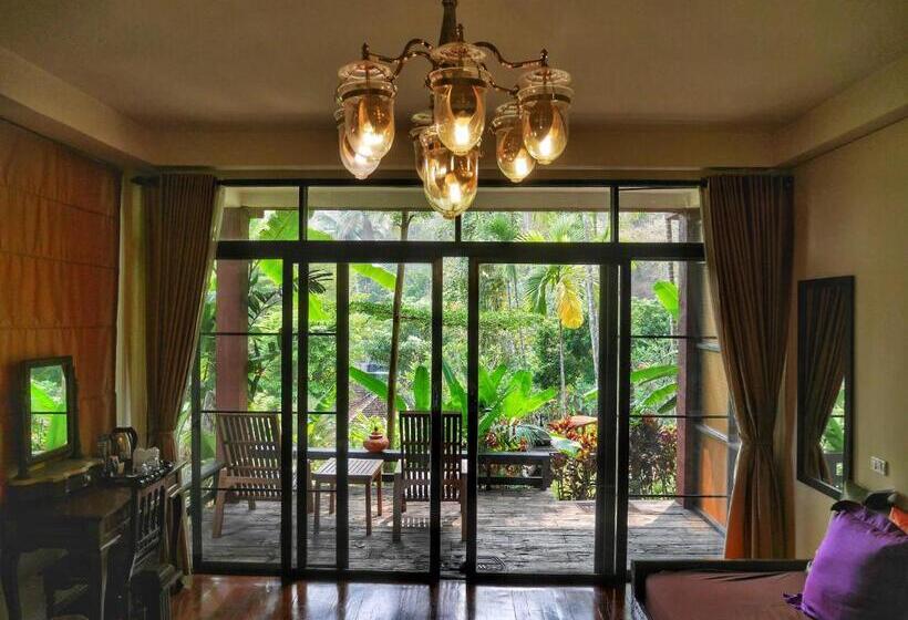 バスタブ付きデラックスルーム, Sukantara Cascade Resort And Spa