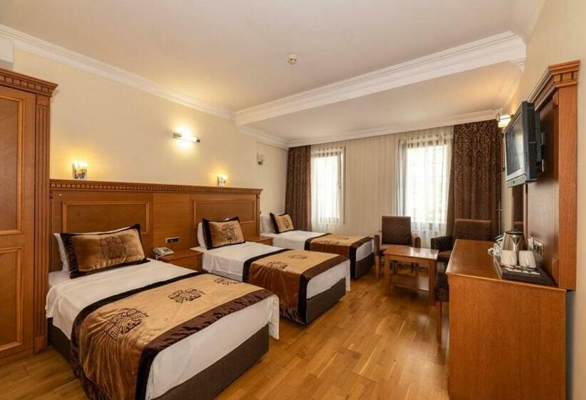 スタンダードトリプルルーム, The Byzantium Suites Hotel & Spa
