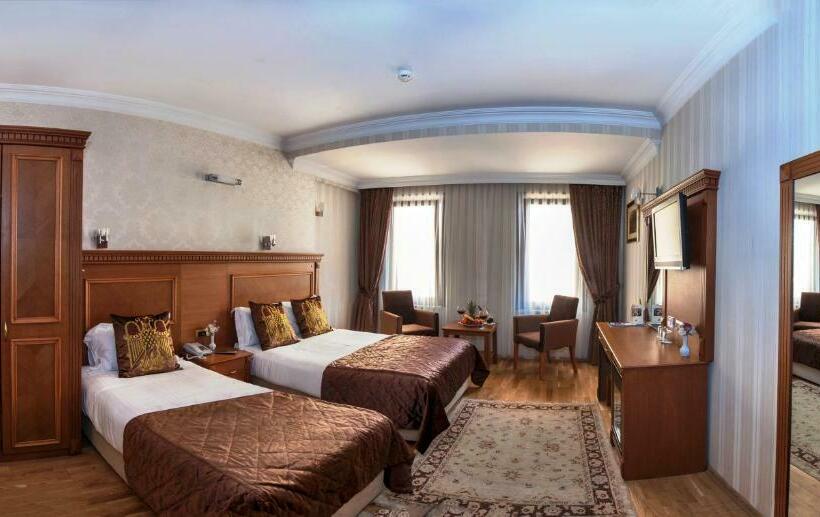 スタンダードトリプルルーム, The Byzantium Suites Hotel & Spa