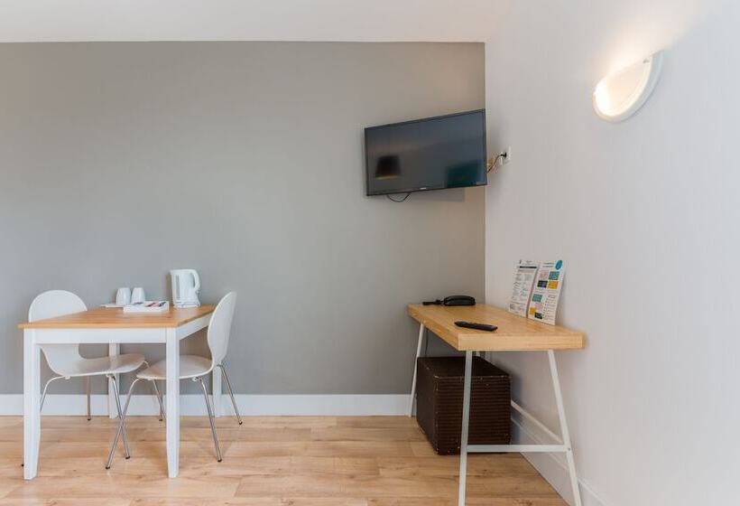 Студия Стандарт, Appart Hotel Victoria Garden Pau