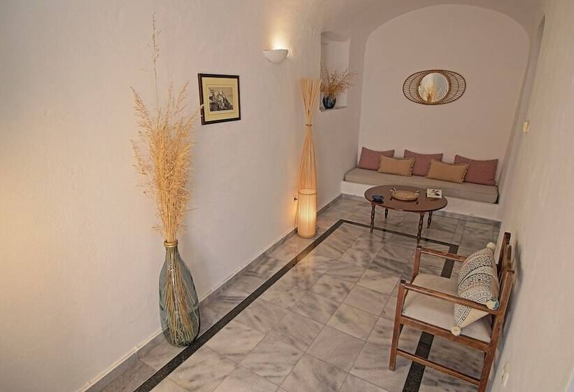 Трехместный Номер Superior, Aethrio Sunset Village   Oia