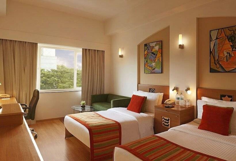 Номер Superior, Lemon Tree Hotel, East Delhi Mall, Kaushambi