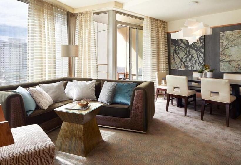 带阳台套房, Denny Park Hotel Seattle