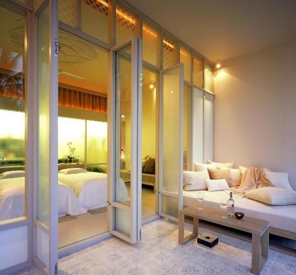 발코니 디럭스 룸, Sala Phuket Mai Khao Beach Resort