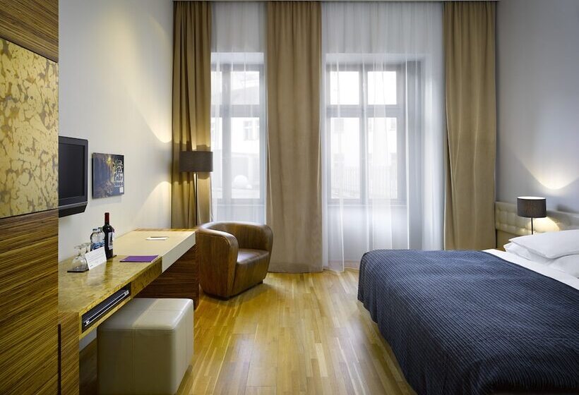 اتاق لوکس, The Icon Hotel & Lounge