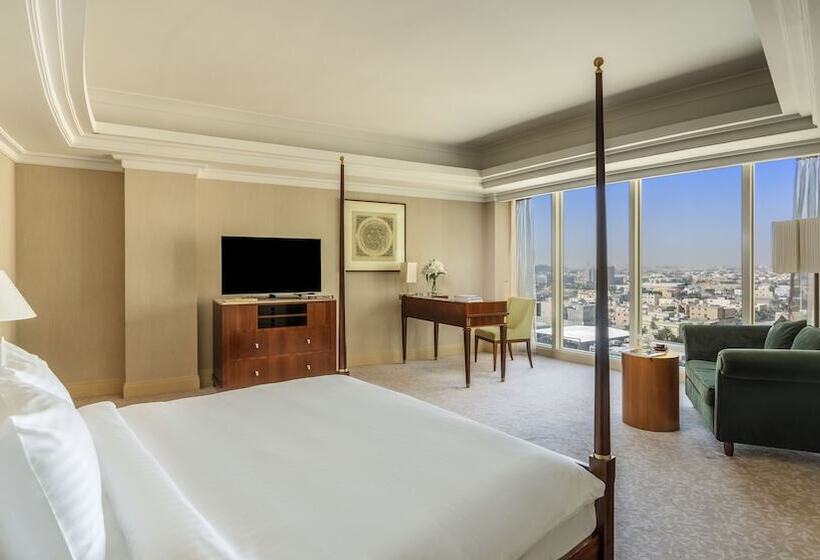 Номер Премиум, Mövenpick Hotel Al Khobar