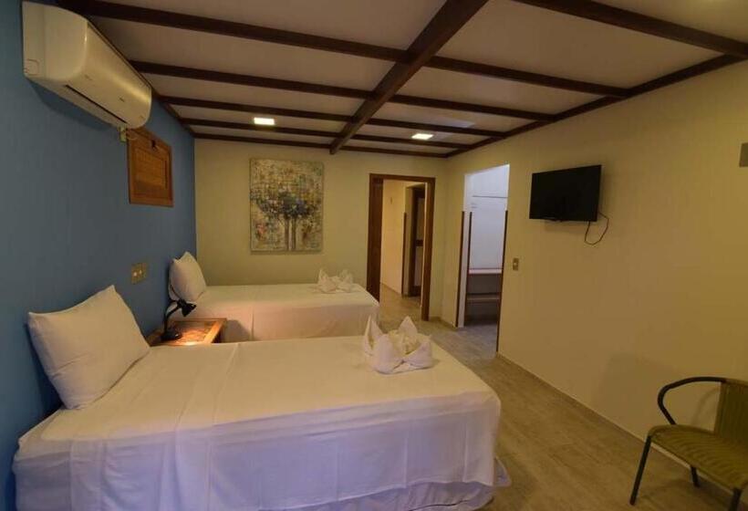 Четырехместный Номер Стандарт с Балконом, Porto Preguiças Resort