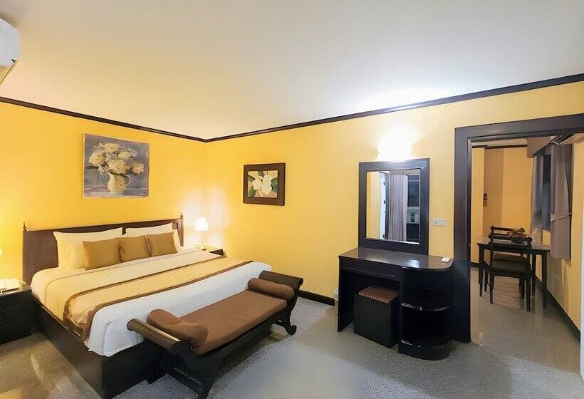 Люкс, Royal Peninsula Hotel Chiangmai