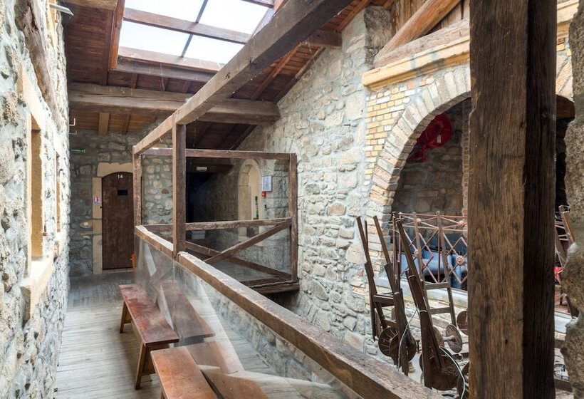 Номер Стандарт Трехместный, Aux Prisons De Montagny