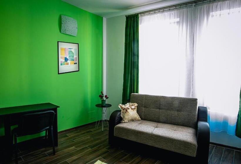 디럭스 스튜디오, Colors Residence