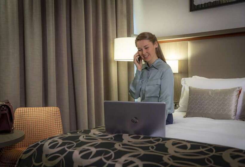 Номер Стандарт, Clayton Hotel Dublin Airport