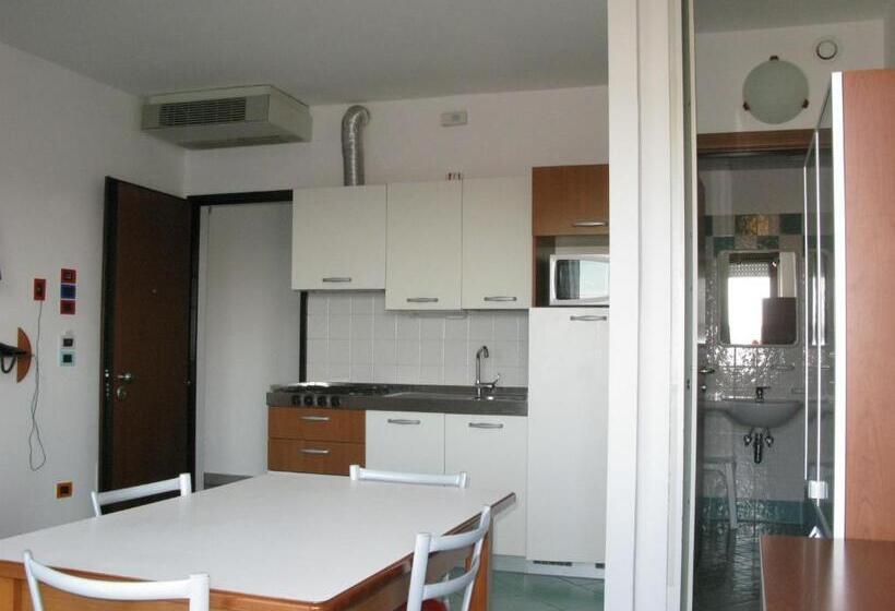 Апартаменты 1 Спальня с Балконом, Residence Florida