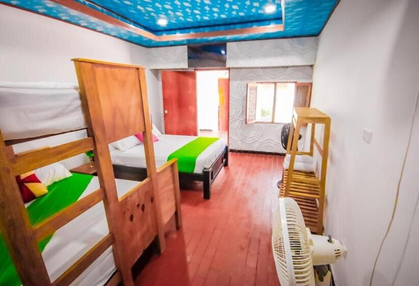 اتاق خانوادگی, Isla Los Erizos Ecohouse