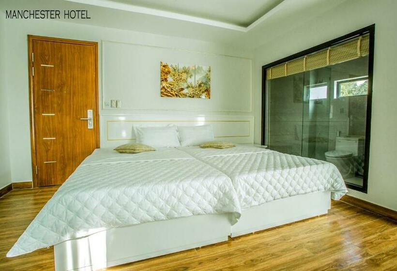 اتاق استاندارد با چشم‌انداز دریاچه, Manchester Hotel Ha Long