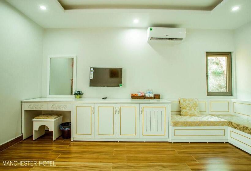 اتاق لوکس چهار تخته, Manchester Hotel Ha Long