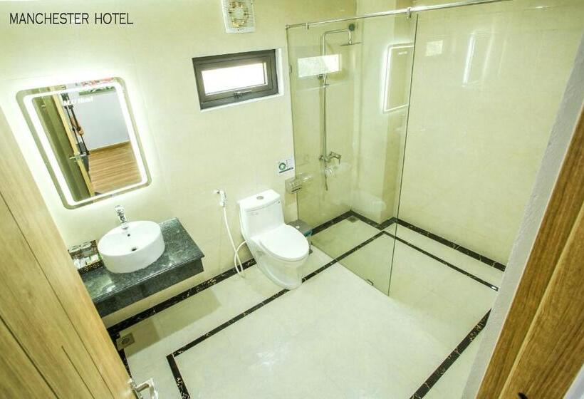 اتاق لوکس خانوادگی, Manchester Hotel Ha Long