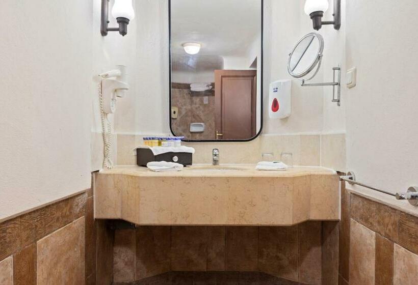 اتاق سوپریور با چشم‌انداز دریا, Pickalbatros Citadel Resort Sahl Hasheesh