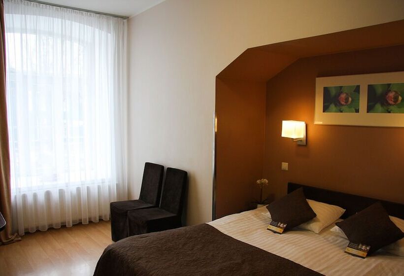 اتاق استاندارد با چشم‌انداز باغ, City Hotel Tallinn By Unique Hotels