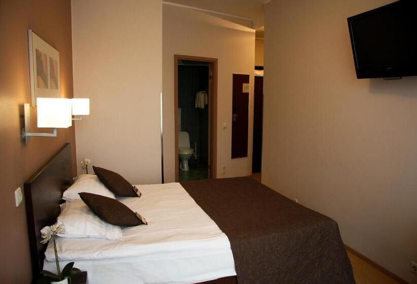 اتاق استاندارد با چشم‌انداز باغ, City Hotel Tallinn By Unique Hotels