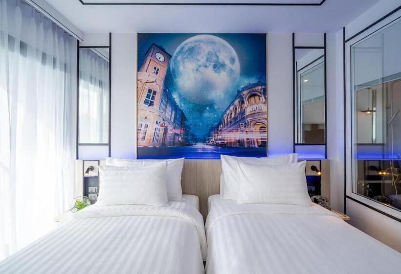 디럭스 룸, Ratri Hotel Phuket Old Town