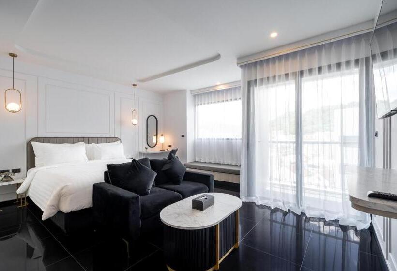 프리미엄 룸, Ratri Hotel Phuket Old Town