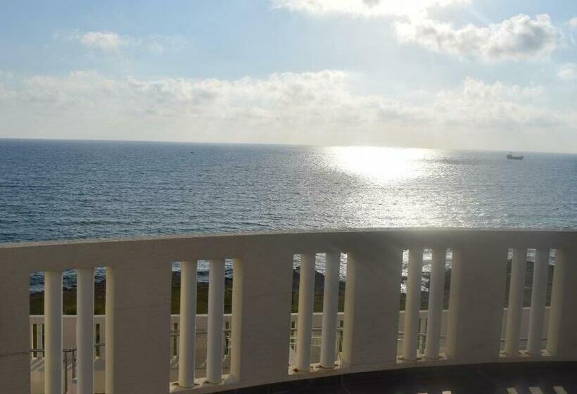 Люкс Executive Вид на Море, Capital Coast Resort And Spa